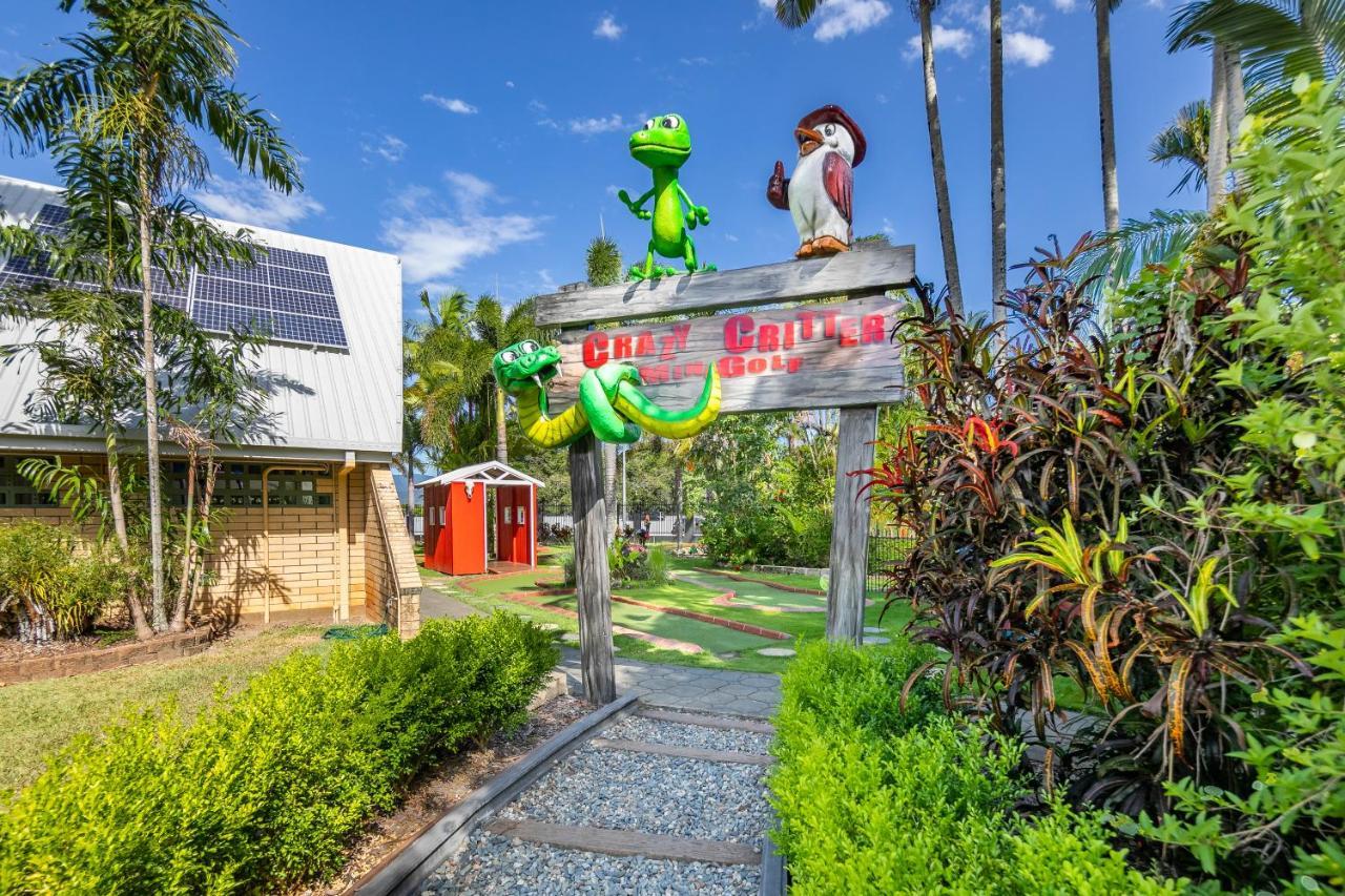 Ingenia Holidays Cairns Coconut Kültér fotó Entrance to the Village